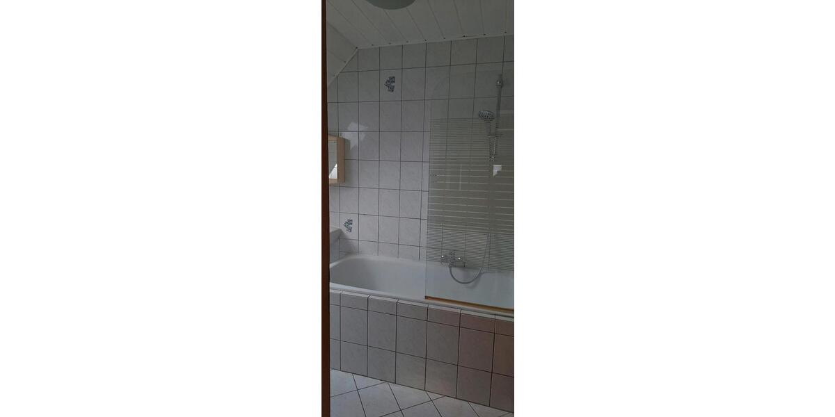 Dachgeschoßwohnung Bopfingen - 4 Zimmer, 72 m&sup2;, 680&euro; | Angebot:25285352