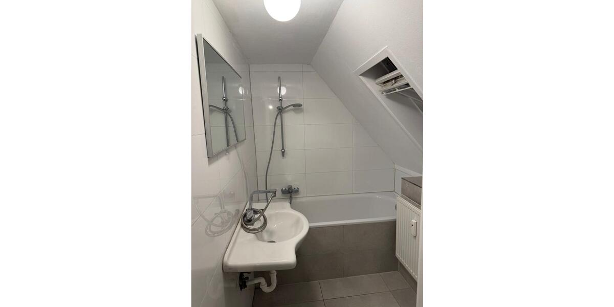 Maisonettenwohnung Köln Ehrenfeld - 4 Zimmer, 104 m&sup2;, 1.794&euro; | Angebot:26372677