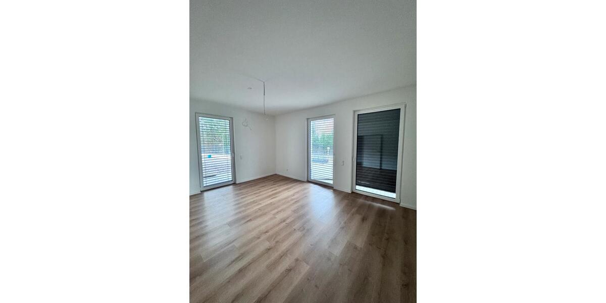 Erdgeschoßwohnung Gummersbach - 3.5 Zimmer, 87 m&sup2;, 1.130&euro; | Angebot:24141550