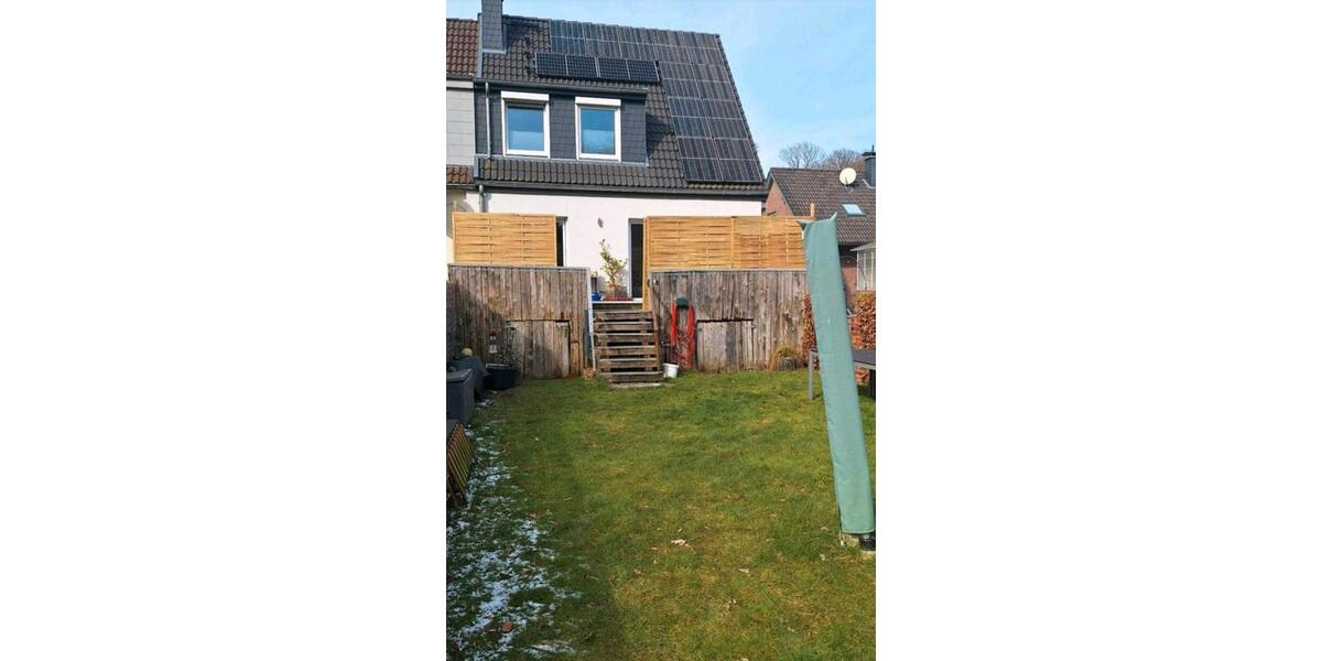 Doppelhaushälfte in Aachen-Bildchen mit Garten und Garage 3 zimmer