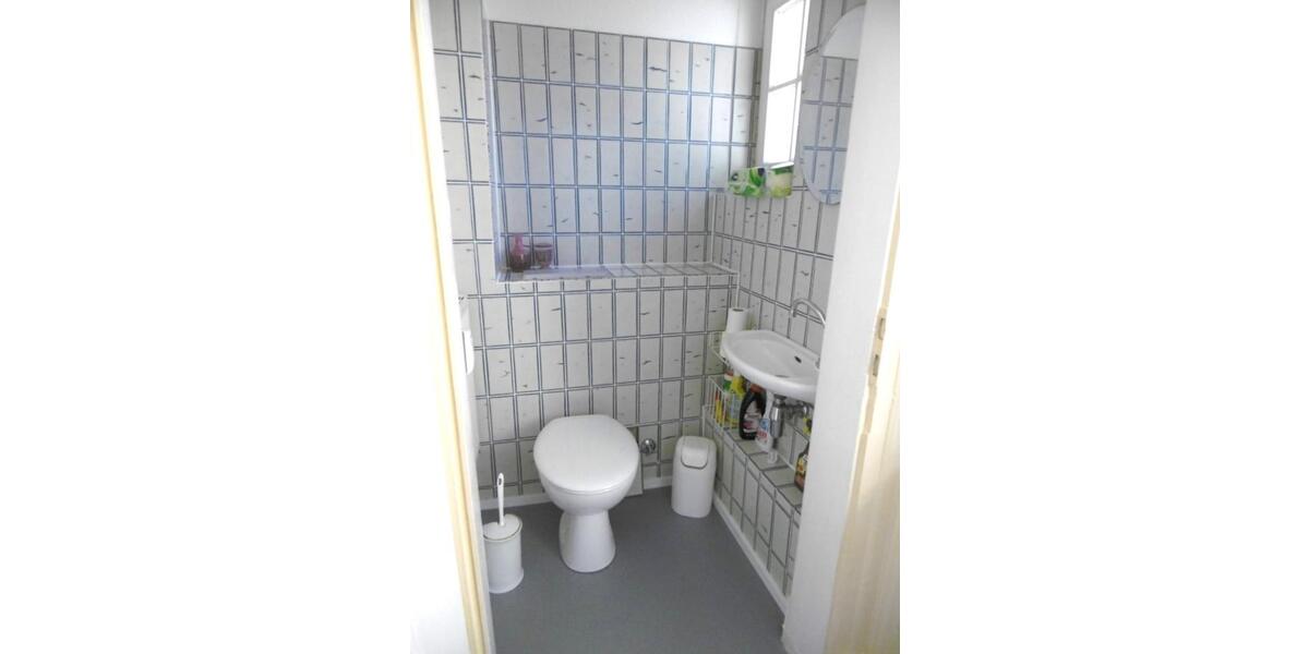 Dachgeschoßwohnung Bad Pyrmont - 3 Zimmer, 77 m&sup2;, 615&euro; | Angebot:23787355