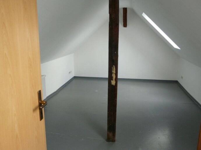 Etagenwohnung Grimma - 6 Zimmer, 113 m&sup2;, 600&euro; | Angebot:25742111