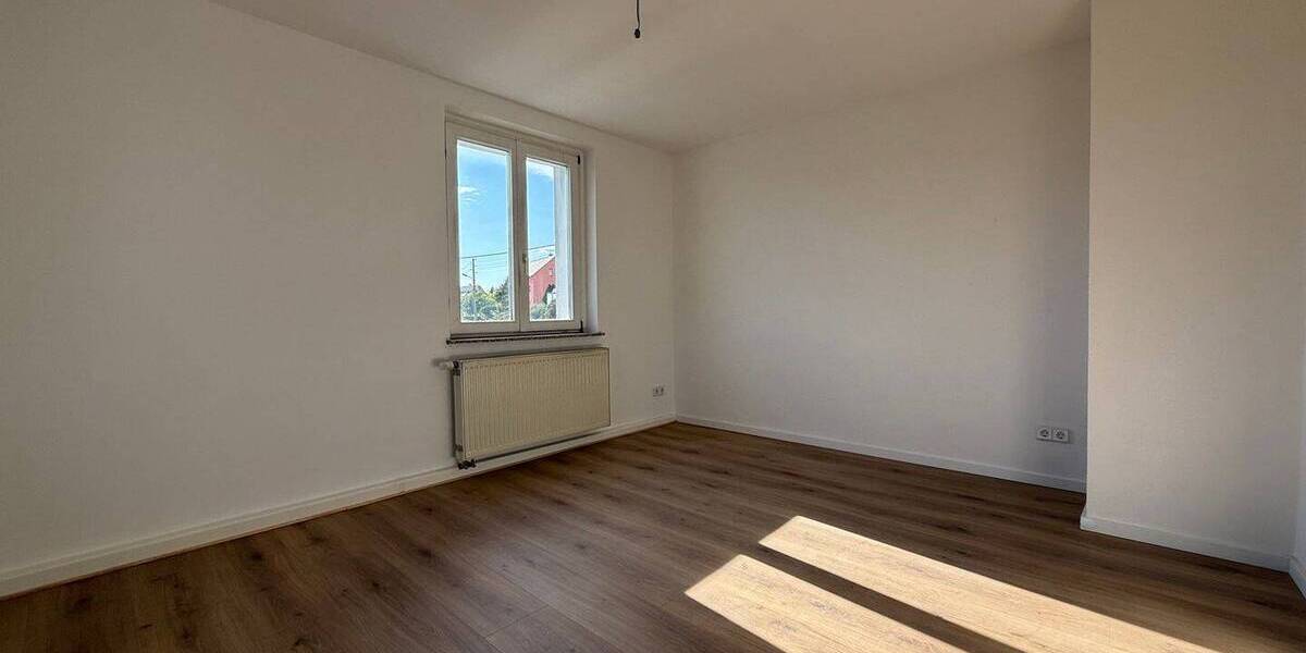 Etagenwohnung Niederwürschnitz - 2 Zimmer, 50 m&sup2;, 340&euro; | Angebot:25680258