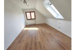 3 Zi. Wohnung im DG (1.OG) mit Balkon und Carport - Etagenwohnung Pommersfelden | Angebot:27230171