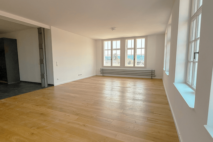 Wohnung Villingen-Schwenningen Schwenningen - 2 Zimmer, 95 m&sup2;, 1.047&euro; | Angebot:27189348