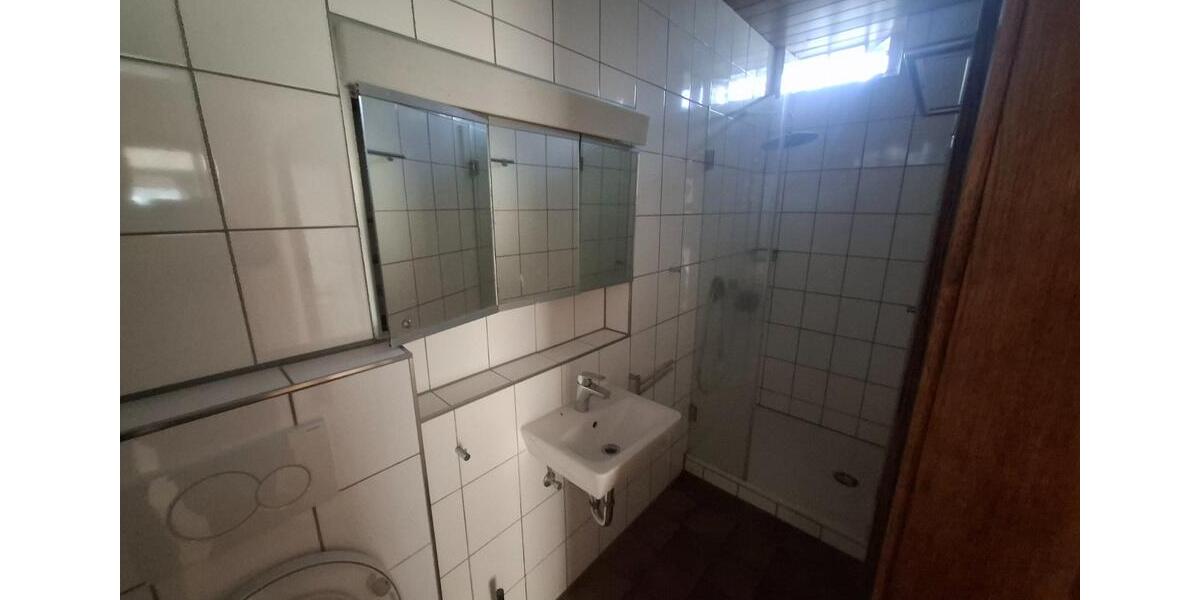 Großes Haus zur Zwischennutzung Wohnen oder Lager 18 Monate 5 zimmer