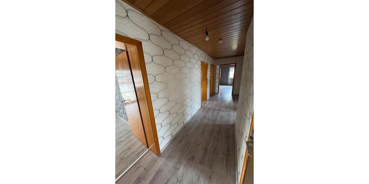 Etagenwohnung Weilburg - 5 Zimmer, 155 m&sup2;, 1.600&euro; | Angebot:26551690