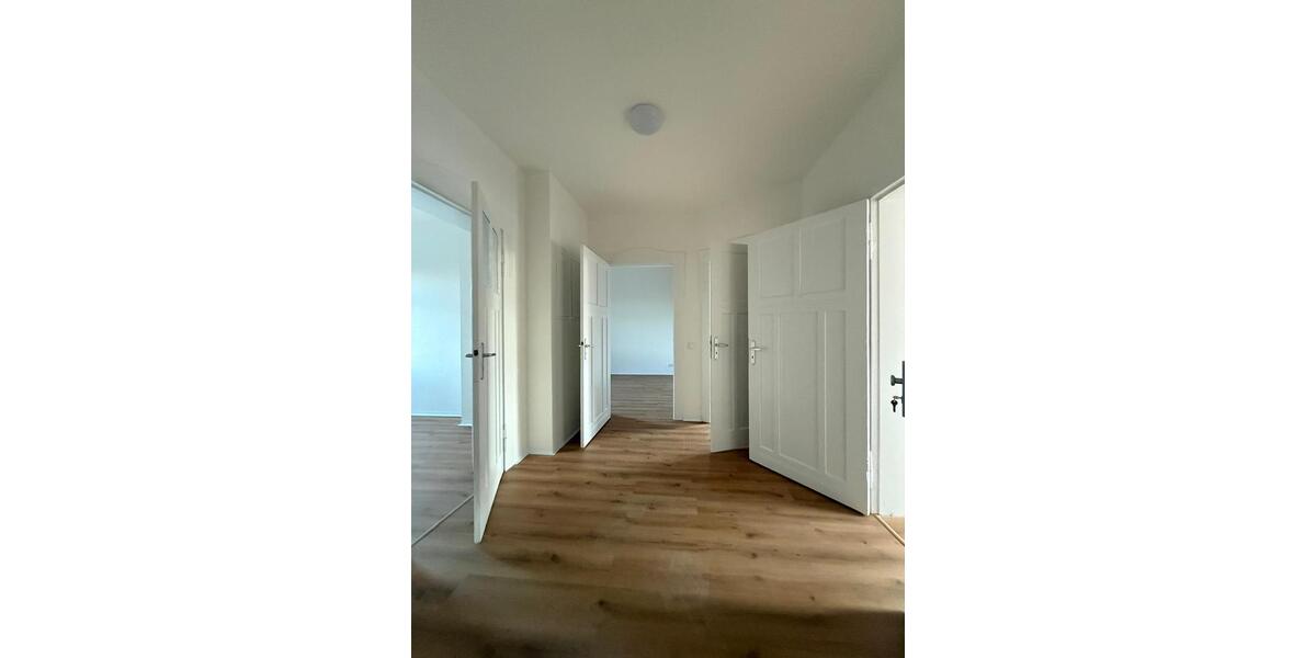 Erdgeschoßwohnung Dessau-Roßlau Brambach - 3 Zimmer, 68 m&sup2;, 408&euro; | Angebot:24177775