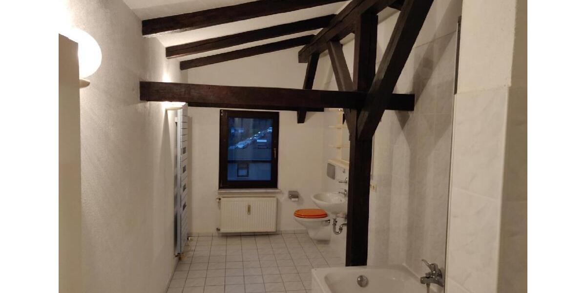 Dachgeschoßwohnung Eisleben (Lutherstadt) - 4 Zimmer, 115 m&sup2;, 650&euro; | Angebot:10050043