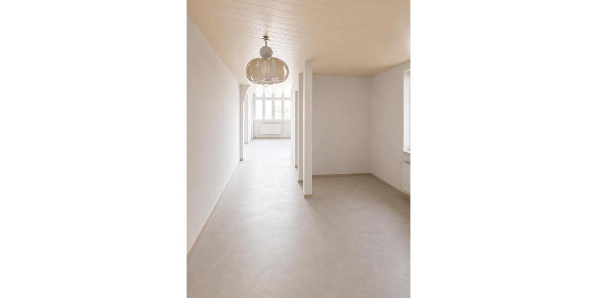 Etagenwohnung Friedberg (Hessen) - 2 Zimmer, 61 m&sup2;, 800&euro; | Angebot:26658561