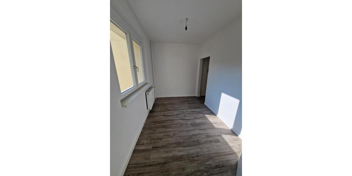 Etagenwohnung Magdeburg - 3 Zimmer, 82 m&sup2;, 639&euro; | Angebot:25144782
