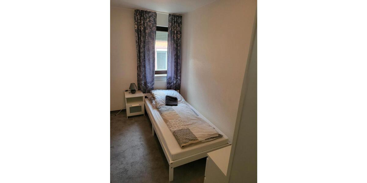 Wohnen auf Zeit Erlensee - 6 Zimmer, 160 m&sup2;, 30&euro; | Angebot:26624813