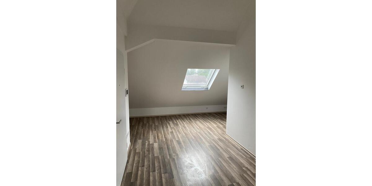 Dachgeschoßwohnung Westerkappeln - 1 Zimmer, 52 m&sup2;, 700&euro; | Angebot:26253459