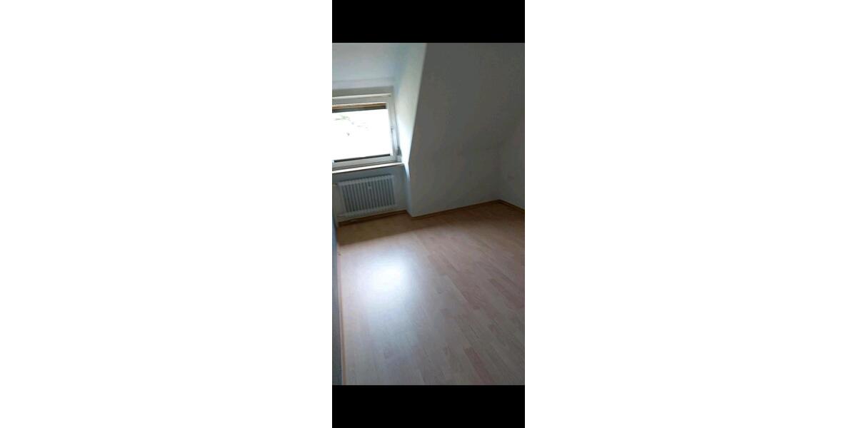 Etagenwohnung Hildesheim - 3 Zimmer, 70 m&sup2;, 640&euro; | Angebot:26614375