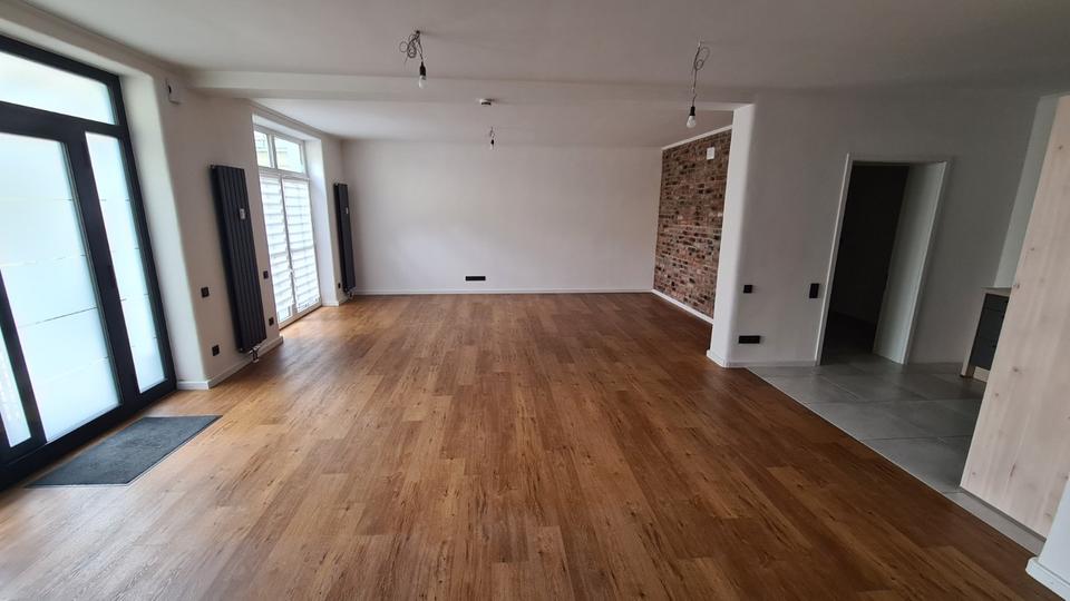 Terrassenwohnung Weilrod - 1 Zimmer, 83 m&sup2;, 790&euro; | Angebot:25406572