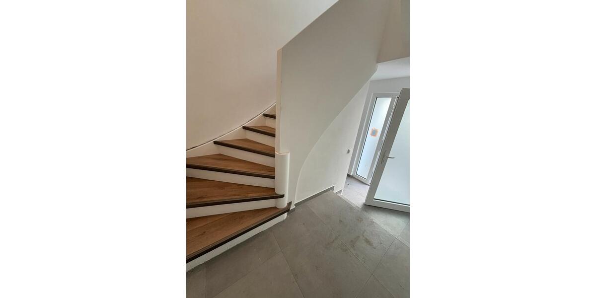 Etagenwohnung Lübbecke - 2 Zimmer, 70 m&sup2;, 735&euro; | Angebot:26612592