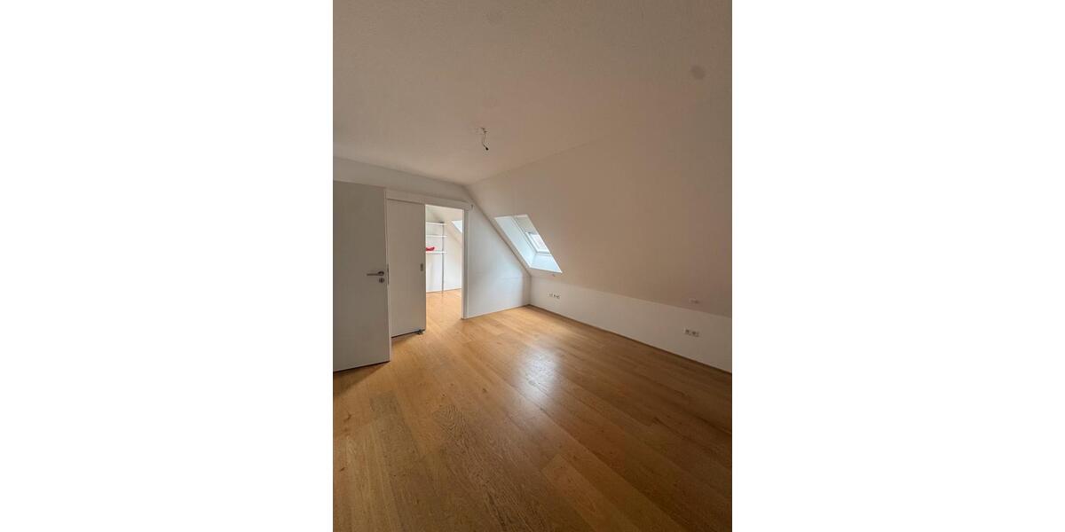 Maisonettenwohnung Heilbronn Kernstadt - 4.5 Zimmer, 126 m&sup2;, 1.680&euro; | Angebot:26654940