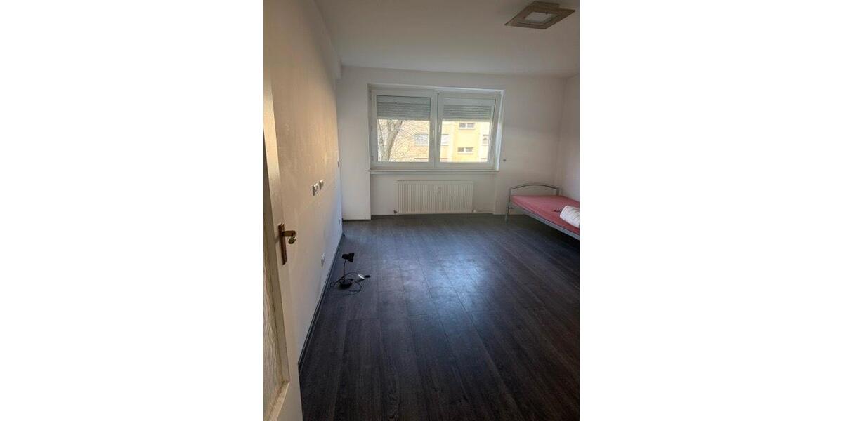 Etagenwohnung Frankfurt am Main Schwanheim - 3 Zimmer, 70 m&sup2;, 1.800&euro; | Angebot:26696976