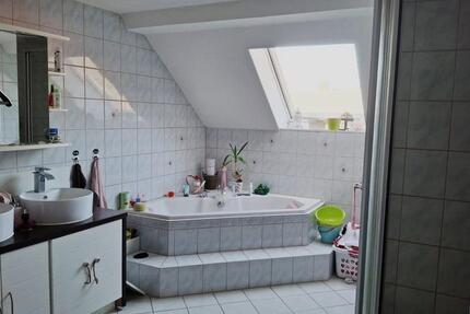 Wohnung mieten in 09661 Hainichen, Vermietung 5 Raum Wohnung DG 5 zimmer