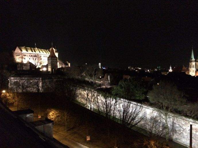 Etagenwohnung Nürnberg St Johannis - 4 Zimmer, 214 m&sup2;, 2.600&euro; | Angebot:24056652