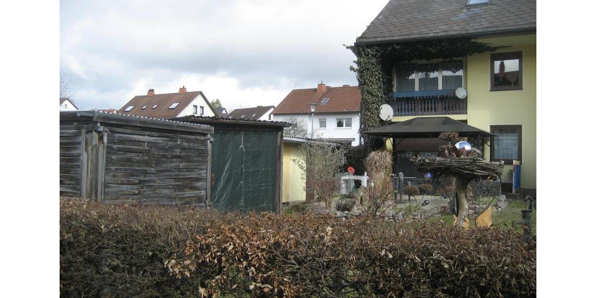 Reihenhaus Selb - 6 Zimmer, 120 m&sup2;, 995&euro; | Angebot:25568547