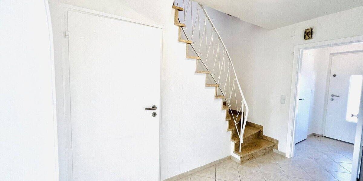 Reihenendhaus Kaufbeuren Kaufbeuren-Neugablonz - 1 Zimmer, 35 m&sup2;, 450&euro; | Angebot:26730990