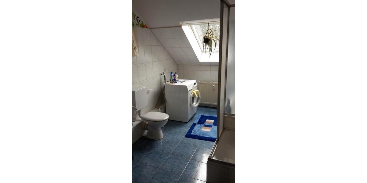 Dachgeschoßwohnung Bergkamen - 2.5 Zimmer, 61 m&sup2;, 477&euro; | Angebot:25834912