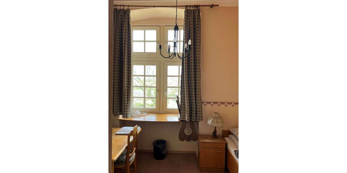 Etagenwohnung Lauffen - 1 Zimmer, 16 m&sup2;, 300&euro; | Angebot:26875532