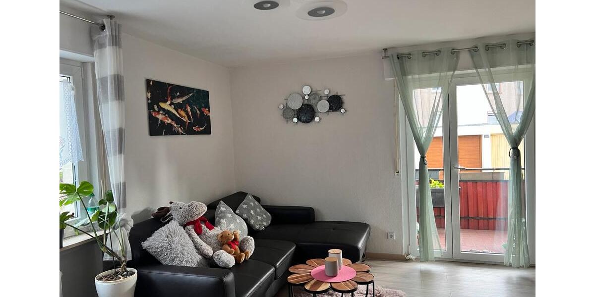 Erdgeschoßwohnung Stuttgart Neuwirtshaus - 3 Zimmer, 65 m&sup2;, 1.200&euro; | Angebot:26041294