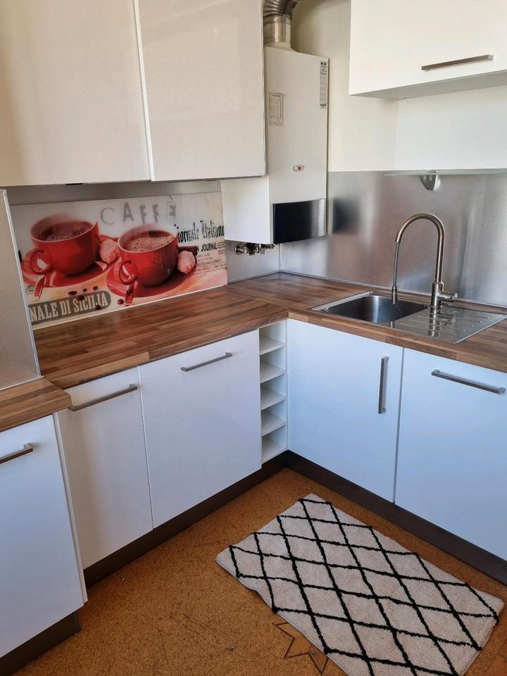 3-Zimmer Wohnung renoviert Teilmöbiliert Pforzheim-Dillw.ert