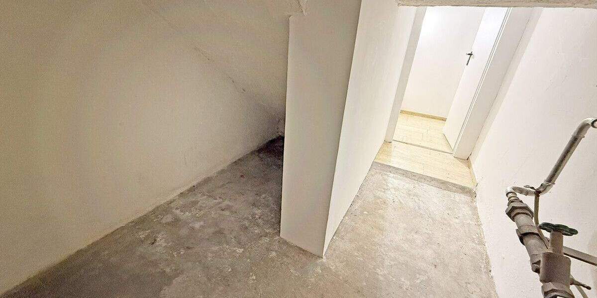 Neuwertige 3-Zimmer-Wohnung über die gesamte 1. Etage 3 zimmer