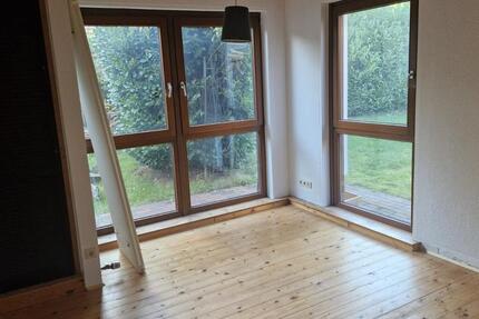 Wohnung EG, ca. 80 qm, inkl. Garten zimmer