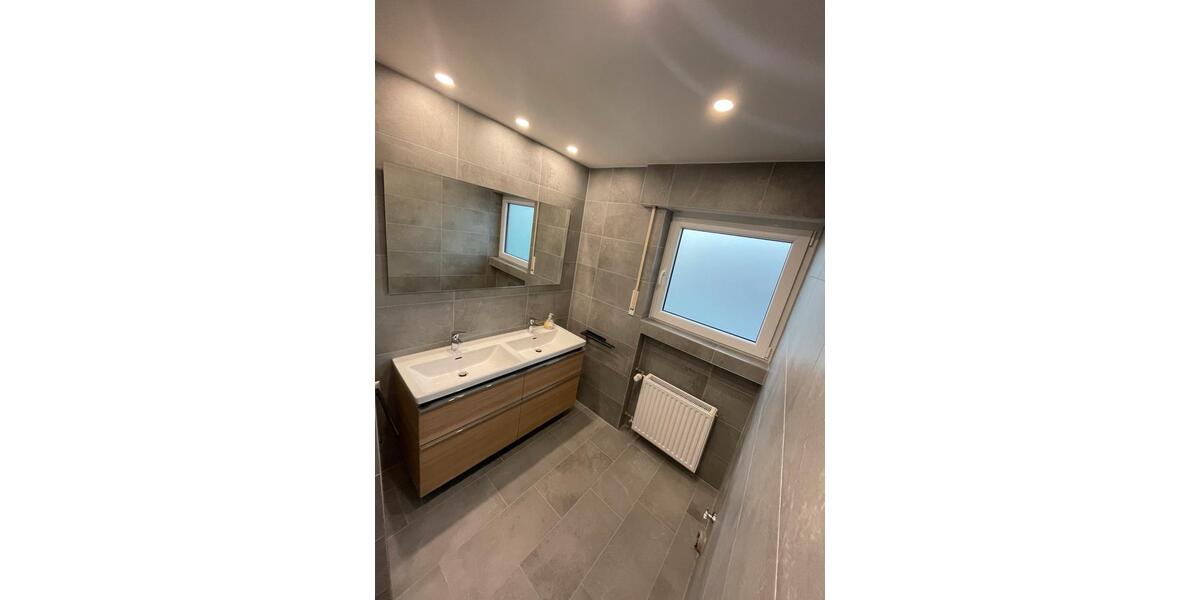 Etagenwohnung Murrhardt - 4.5 Zimmer, 100 m&sup2;, 1.400&euro; | Angebot:26587053
