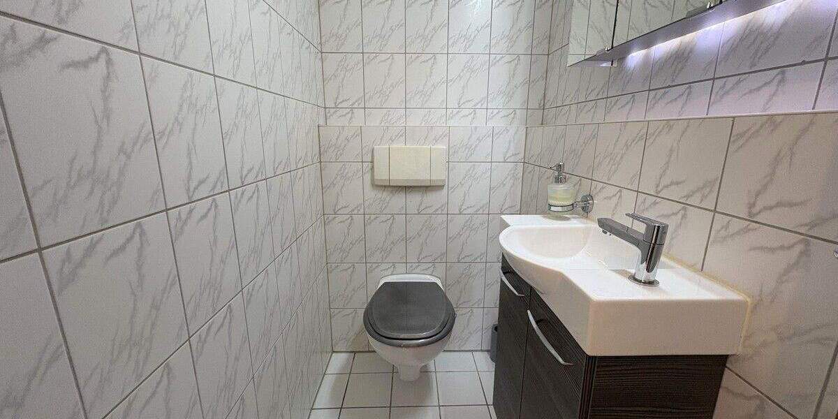 Etagenwohnung Meerbusch Büderich - 2 Zimmer, 83 m&sup2;, 960&euro; | Angebot:24546278