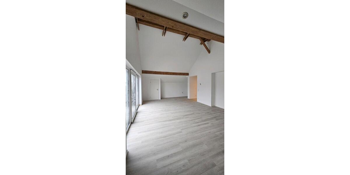 Erstbezug! 3,5-Zimmer-DG Wohnung mit Balkon ohne Provision zimmer