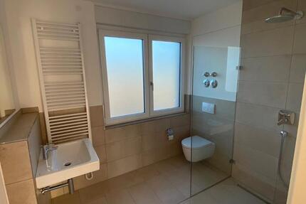 Haus Müllheim - 2 Zimmer, 75 m&sup2;, 1.210&euro; | Angebot:26553624