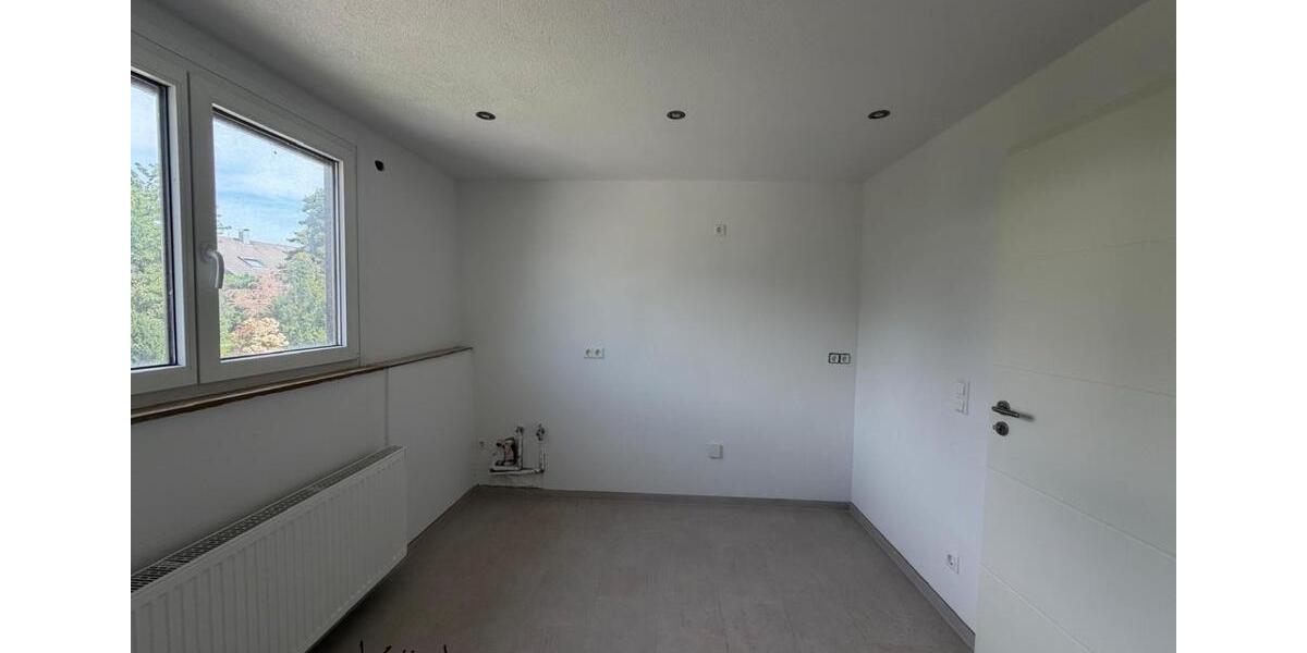 Etagenwohnung Niefern-Öschelbronn Öschelbronn - 4.5 Zimmer, 106 m&sup2;, 1.490&euro; | Angebot:26526431