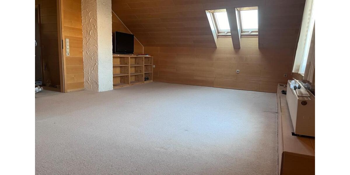 1-2 ZKB DACHGESCHOSSWOHNUNG 2 zimmer