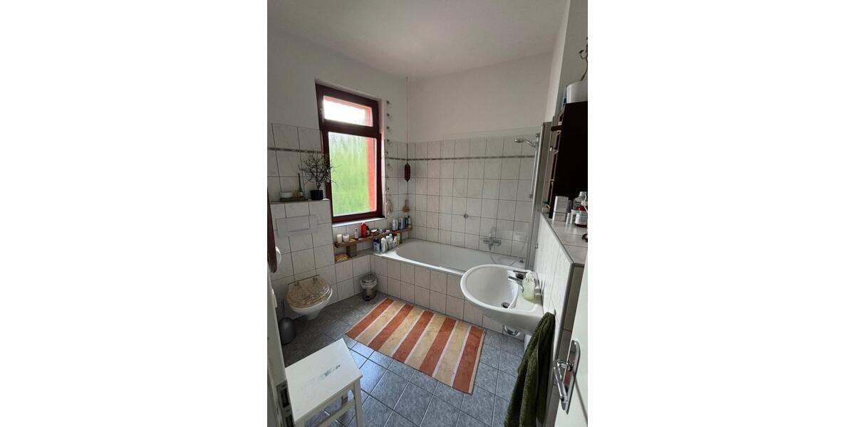 Wohnen auf Zeit Weimar - 14 Zimmer, 135 m&sup2;, 350&euro; | Angebot:26635174