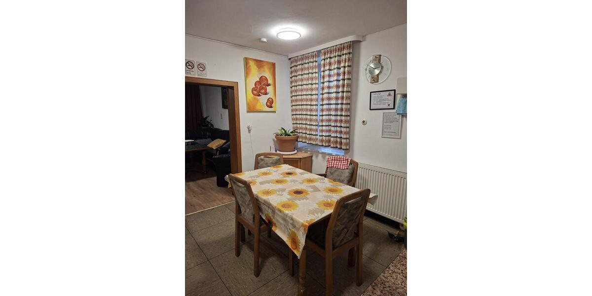 Wohnen auf Zeit Kusel - 6 Zimmer, 160 m&sup2;, 20&euro; | Angebot:26573347