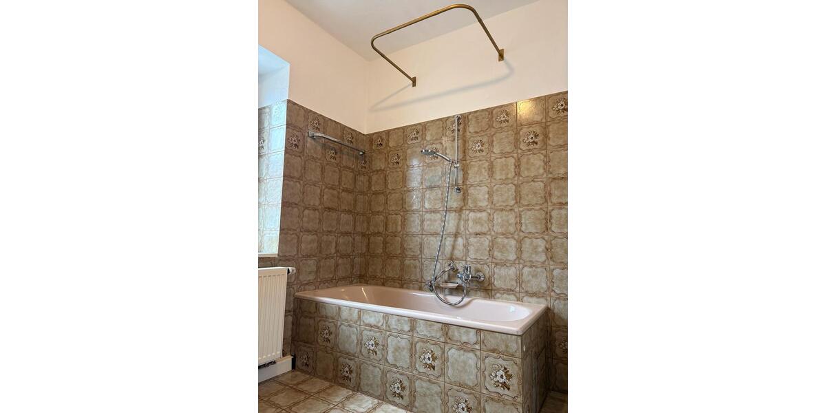 Etagenwohnung Marktredwitz - 2 Zimmer, 58 m&sup2;, 400&euro; | Angebot:25807315