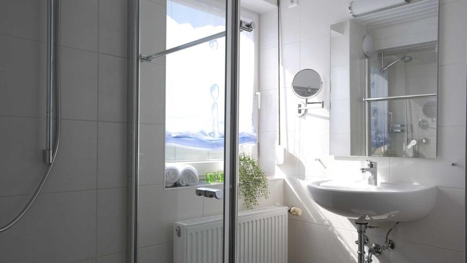 Etagenwohnung Ochsenhausen - 7 Zimmer, 130 m&sup2;, 1.450&euro; | Angebot:25851453