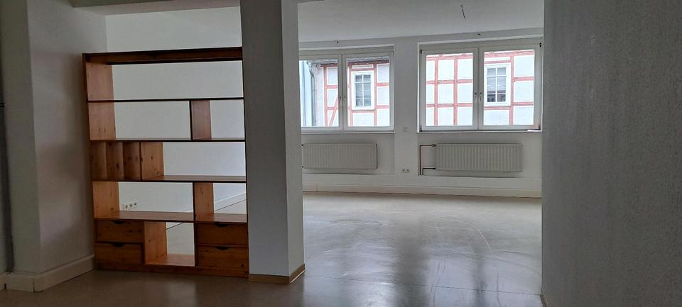Etagenwohnung Schwalmstadt - 2 Zimmer, 62 m&sup2;, 550&euro; | Angebot:24773000