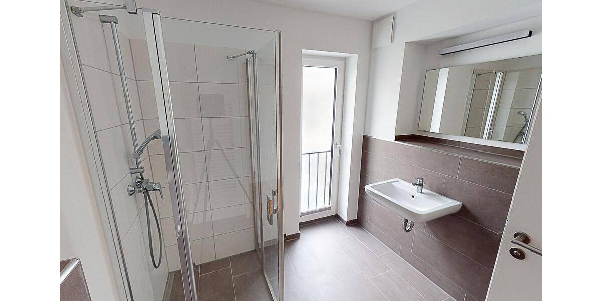 Etagenwohnung Wuppertal Gemarkung Elberfeld - 2 Zimmer, 73 m&sup2;, 905&euro; | Angebot:26663522