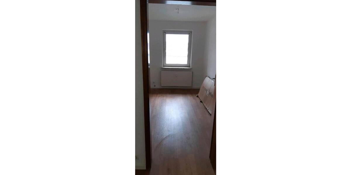 Etagenwohnung Wahlstedt - 3 Zimmer, 83 m&sup2;, 1.100&euro; | Angebot:26613992