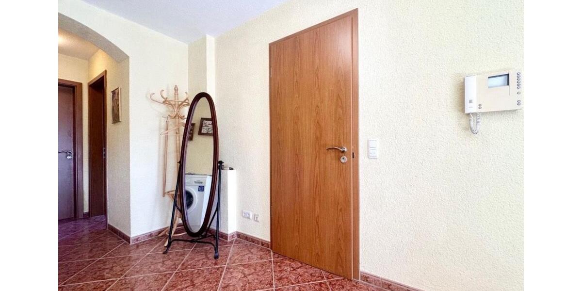 Etagenwohnung Wächtersbach - 4 Zimmer, 95 m&sup2;, 950&euro; | Angebot:24733672