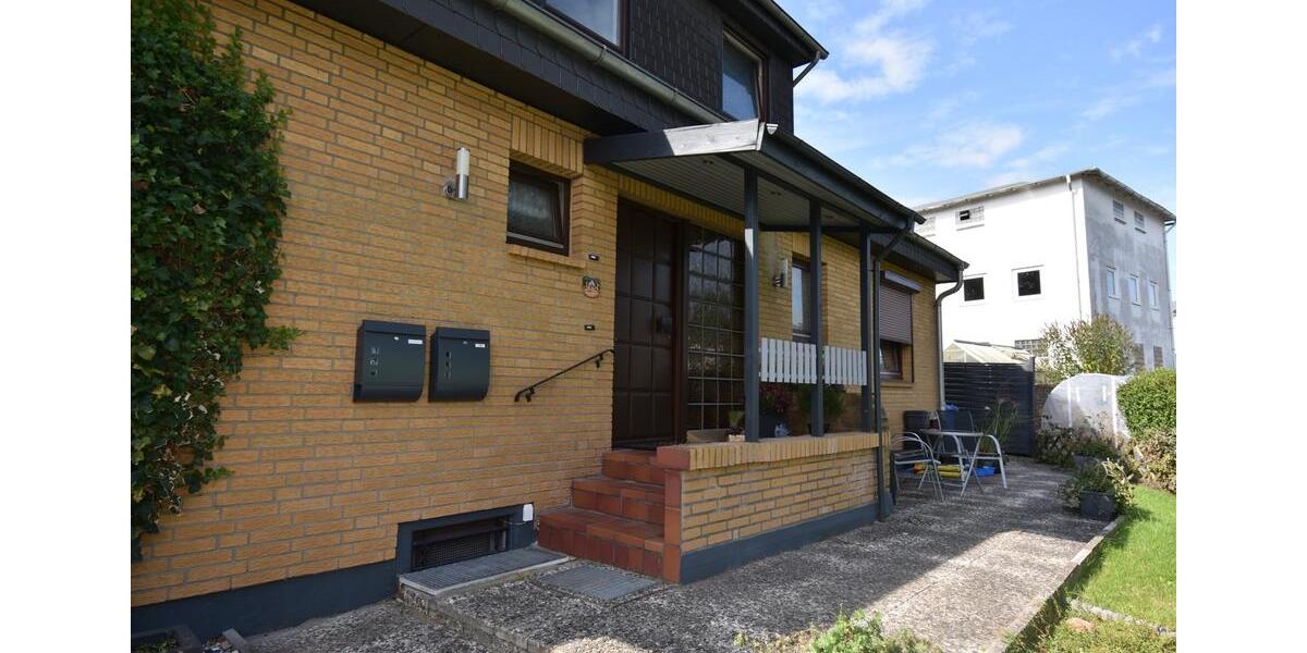 Dachgeschoßwohnung Barmstedt - 3 Zimmer, 64 m&sup2;, 930&euro; | Angebot:26652142