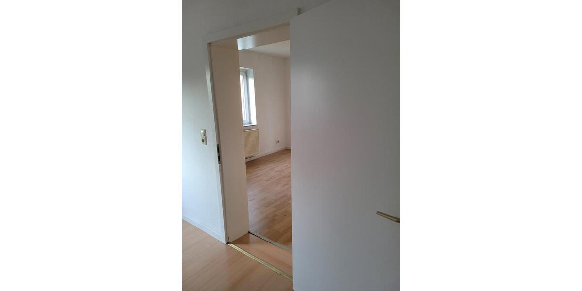 Erdgeschoßwohnung Dietzhölztal - 3 Zimmer, 78 m&sup2;, 631&euro; | Angebot:25965730