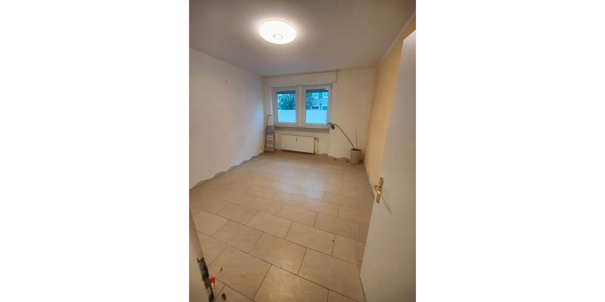Erdgeschoßwohnung Solingen Central - 2 Zimmer, 61 m&sup2;, 775&euro; | Angebot:26602692