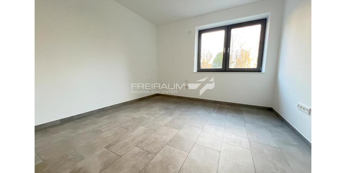 Erdgeschoßwohnung Wilnsdorf - 3 Zimmer, 104 m&sup2;, 1.165&euro; | Angebot:24658452